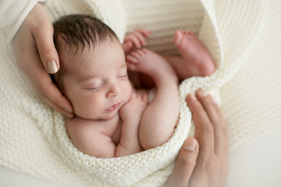 Natural Newborn Photographs in Cambridge